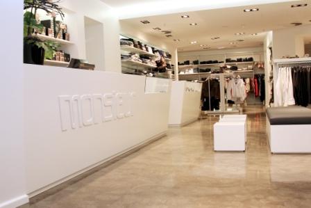 JORDAN Lacke | Elegante Oberfläche für exklusiven Ladenbau